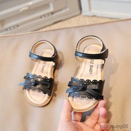 Sandals Summer New Children Sandals Little Girls Bowknot All-match Sandals Fashion Flat Princess Shoes Soft Sole Kids Beach Sandals R230529