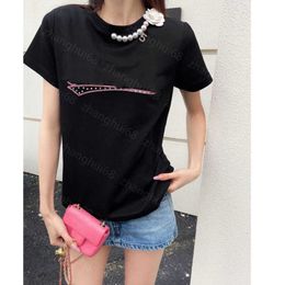 23ss womens designer clothing tee Womens T-Shirt Pure cotton Embroidery positioning stereo Pearl Necklace decoration short Sleeve T-shirt top womens clothes a1