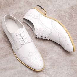 White Mens oxford Shoes Genuine Cow Leather Luxury Casual Dress Men Shoes Fashion Italian Lace Up Wedding Formal Brogue Shoes