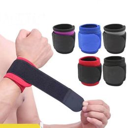 Adjustable Wristband Wrist Support Weight Lifting Gym Training Wrist Protection Brace Straps Wraps Crossfit Powerlifting wrist protective Bandage