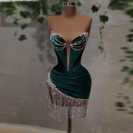 Hunter Green Strapless mini Evening cocktail Dresses Sweetheart Mermaid short Prom Gowns Sexy Beaded Tassel robes de soiree