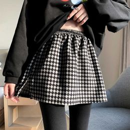 Skirts Spring/summer 2023 new folding miniskirt women's bottom plaid short board P230529