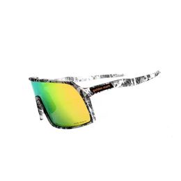 Sunglasses 2024 13 Colour OO9406 Sutro Cycling Eyewear Men Fashion Polarised TR90 Sunglasses Outdoor Sport Running Glasses 3 Pairs Lens With Package Q240527