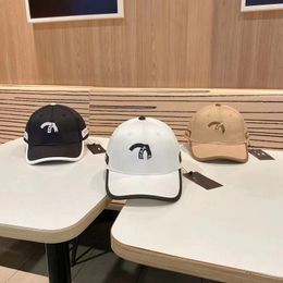 Designers Baseball Caps Luxurys Letter Hats Sports Couplecap Casual Travel Sunshade Hat