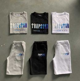 Men's Trapstar T Shirt Set Letter Embroidered Tracksuit Short Sleeve Plush Shorts Motion design 77ess