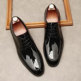 Patent Leather Mens oxford Genuine Leather Shoes Black Brown Shoes Brogue Lace Up Dress Wedding Office Business Men Formal Shoes