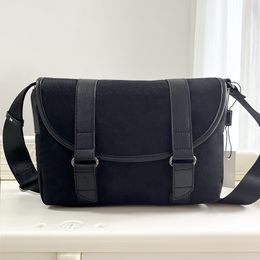 Crossbody Bag Fashion Designer Canvas Bag 374429 Mens and women's large capacity portable Shoulder bag retro leather Backpack
