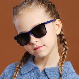 Sunglasses Kids Sunglasses Polarized Lenses Classic Brand Designer Sun Glasses Fashion Boy Girl Cute UV400 Protection Vintage Eyewear 8274 230530