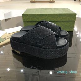 hot womens slippers sandals shiny diamond popular crystal decoration luxury thick bottom comfortable soft black and white two Colour logo