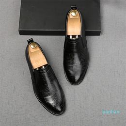 Classic men designer shoes banquet men dress shoes men business shoes Smoking Slipper