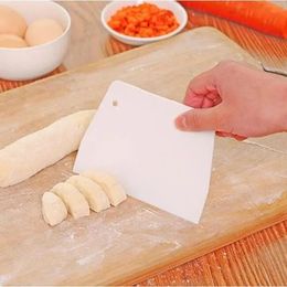 Baking Tools Plastic Scraper Trapezoidal Scraper Small Cream Cake Dough Cutting Knife Baking Scraper