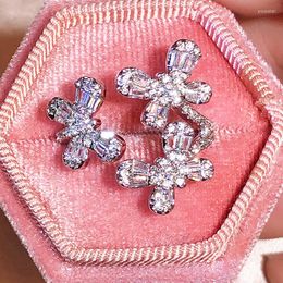 Cluster Rings Luxury Three-Flower Butterfly Round Full Diamond Couple Ring For Women Geometric Bow Zircon Valentine's Day Gift Jewelry