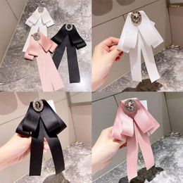 Bow Ties Crystal Woman Fashion Tie Dress Brooch