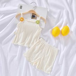 Clothing Sets Newborn Baby Girl Clothes New Version Lovely and Sweet Flower Sleeveless Shorts Set Neonatal Photography