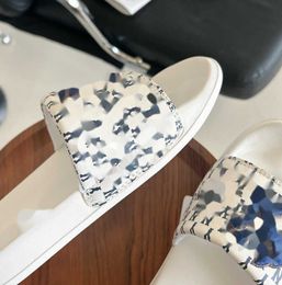 Summer New Fashion Classic Old Flower Series Letter Printing Casual Trend Slippers 190