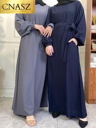 Ethnic Clothing Selle Simple Style Moroccan Dresses Kaftan Turkey Solid Colour Gulf Abayas Islamic Women Long Dress Muslim Saudi Robe Ramadan 230529