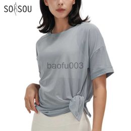 Women's T-Shirt SOISOU Nylon Shirts Sports Women T-shirts Gym Fitness Short-Sleeved Mesh Quick-Drying Breathable Woman Sports Top camisas J2305