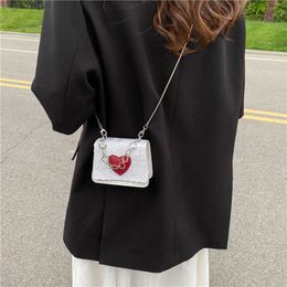 Shoulder Bags Luxurious Contrast Heart Bag Ladies Summer Fashion Sweet Cool Chain Crossbody for Women 230530