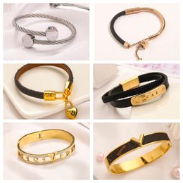 Fashion Stainless Steel Desinger Bracelets Luxury 18K Gold Plated Letters Unisex Metal Bracelet Jewellery Accessories Gift