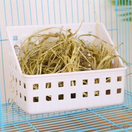 Basket Removable Grass Basket Hamster Bowl Plastic Hanging Food Feeder Sucker Fixed for Small Animals Guinea Pigs Bunny Rabbits