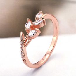 Band Rings Huitan Trendy Olive Leaf Shaped Finger Rings for Women Rose Gold Colour Luxury Inlaid Marquise CZ Crystal Rings Female Jewellery AA230530