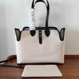 New Women's Fashion Handbag Shopping Bag Handbag Crossbody Shoulder Bag Canvas Leather Material Large Capacity Suitable for Any Occasion Classic Elegance