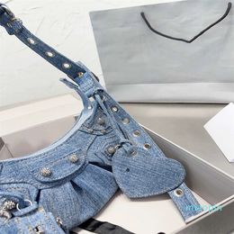 Designer Luxury Totes Fashion Vintage Denim Bag Women Crossbody Messages Bag Sewing Thread Cowboy Ladies Handbags