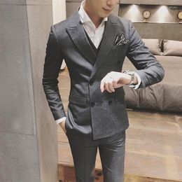 Men's Suits 2023 Fashion Men Business Casual Double Breasted Striped Suit Male Slim Fit Two Pieces Set Blazers Pants Trousers H290
