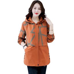 Raincoats 2022 Women's Trench Coat New Print Splice Hooded Outerwear Loose Lined Middleaged Female Windbreaker Basic Coat Casual Tops 673