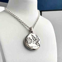 2023 New designer jewelry bracelet necklace ring 925 Love fearless flower bird round heart old couple pendant clavicle Chain Gift