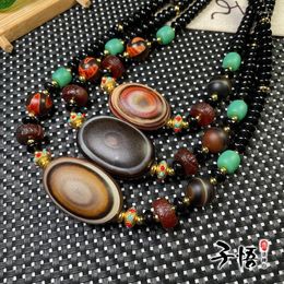 Pendant Necklaces Tibetan-style Old Agate Sheep Eye Dzi Bead Clavicle Chain Fashion For Men And Women Silk-wrapped Necklace