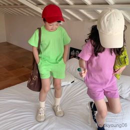 Set di abbigliamento Set di vestiti estivi per bambini in cotone per ragazzi e ragazze