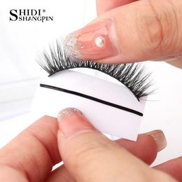 Brushes 50 Pieces/Box SelfAdhesive Eyelash Glue Strip GlueFree False Eyelashes Makeup Tools No Glue Eyelashes Hypoallergenic