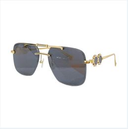 Womens Sunglasses For Women Men Sun Glasses Mens Fashion Style Protects Eyes UV400 Lens With Random Box And Case 5691
