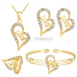 Band Rings Trendy Hollow Letter LOVE Heart Set Necklace Earrings Ring Bracelet Fourpiece Set Fashion Beautiful Bridal Wedding Jewellery Gift J230531