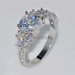 Band Rings Exquisite Fashion Silver Colour Engagement Rings for Women Fashion White Zircon Crystal Ring Anniversary Bridal Wedding Jewellery J230531