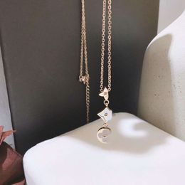 New Fashion Accessories Pendant Necklace Fashion Women Luxury Designer necklace Gold plated stainless steel floral alphabet Luxurious pendant necklace