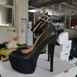 Dress Shoes SHOFOO Fashionable Women's Shoes. Round Toe Pumps. About 15 Cm Heel Height. Black. Fashion Show Wedding Banquet