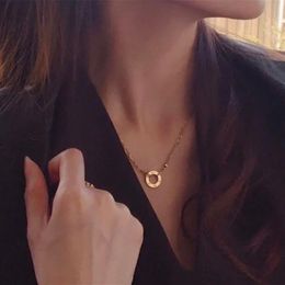 Designer de moda colar amor clavícula colares dupla corrente círculo pingente para homens mulheres amantes casal gift307z