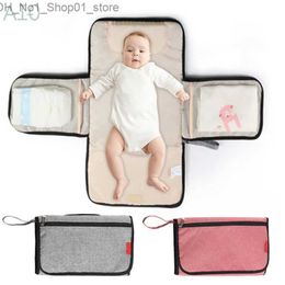 Changing Pads Covers AIO Portable Baby Changing Table Waterproof Mommy Diaper Bag for Travel Foldable Newborn Changing Table Mat with Cushion Q231202