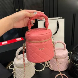 Ladies Designer Bucket Makeup Bag with Pleated Leather Handle Gold Metal Hardware Matelasse Chain with Mirror 13x12cm 4 Colors Luxury Cosmetic Case Purse Handbag