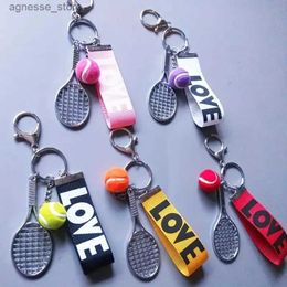 Keychains Lanyards Fashion Mini Table Tennis Pendant Keychain Exquisite Backpack Ornaments Car Trinket Keyring Accessories Sports Souvenirs Gift R231201