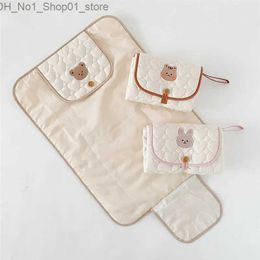 Changing Pads Covers New baby portable diaper pad Foldable diaper bag multi-functional waterproof diaper pad Q231202