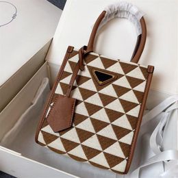 Triangle Mark Embroidery Fabric Mini Tote Bag Brown Black Cute Crossbody with Long Leather Strap Designer Lady Purses with Handle244Z