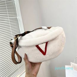 Fashion Women Winter Teddy Waist Fanny Pack Bag Chest Bags Crossbody Lamb Wool Soft Fur Bumbag Classic Shoulder Belt Bag