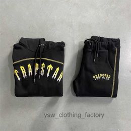 Trapstar Hoodies Sweatshirts Tracksuits Suit Central Cee Set Top Quality Gold Letter Embroidery Black Panelled Women Hoodie Jogger Pants 8JGE