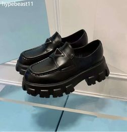 Designer Casual Monolith Triangle Black Leather Shoes Increase Platform Sneakers Cloudbust Classic Patent Matte Loafers Trendy Shoes Frdeg