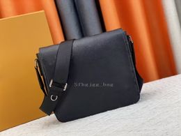 Mężczyźni Messenger Bag Classics Męskie torba na ramię List Man Torebka Wysokiej jakości limitowana edycja męska Pasek na ramię Crossbody Bag Mężczyzn Torba zakupowa torebka Vv9