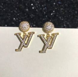 Shiny glamour Brand diamonds Ear Studs for Women Top 18K Gold letter Dangle Earring Luxury Designer Jewellery Earrings beautiful Bridal Wedding Jewellery with gift box