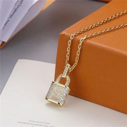 Love Necklace for Men Woman Unisex Pendant Necklaces Fashion Style Jewelry New Arrived Pendants270m